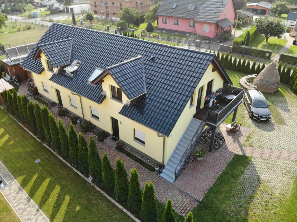 Ferienwohnung "Faehrmannsruh " Люббен Экстерьер фото